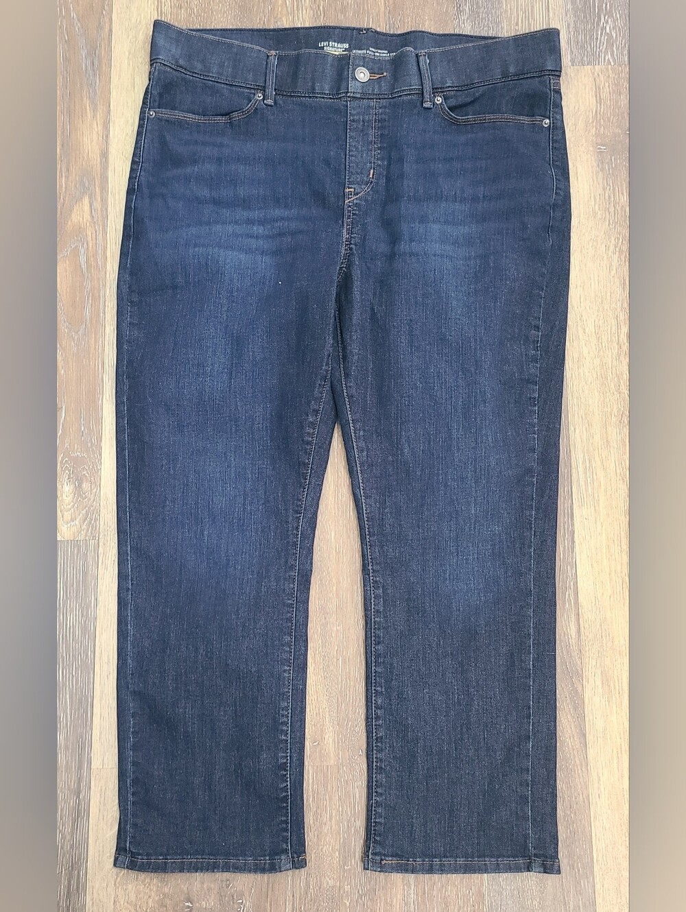 Levi's Ultimate Pull-on Slimming Straight Leg Ankle Jeans Women's 16S